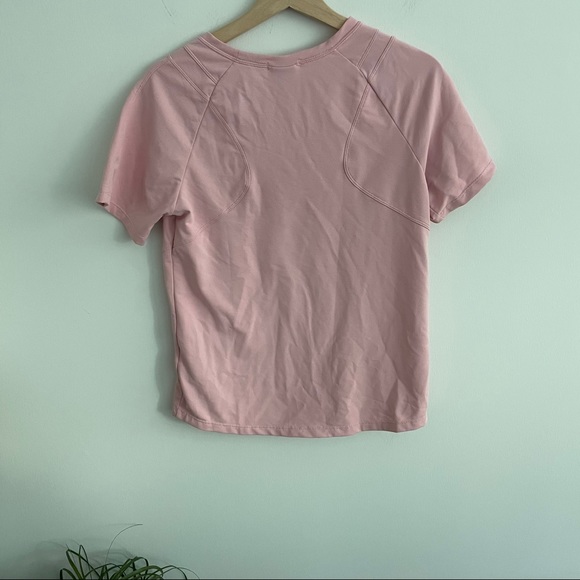 Nike - Pink Workout Top Short Sleeve - Structured - Picture 3 of 4